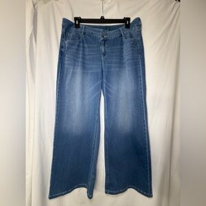 HALARA Women's Light Blue Wide Leg Jeans - Flare Fit
